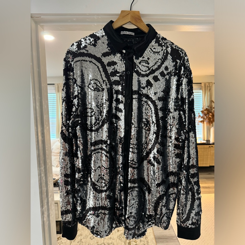 Black and silver matching sequin set.